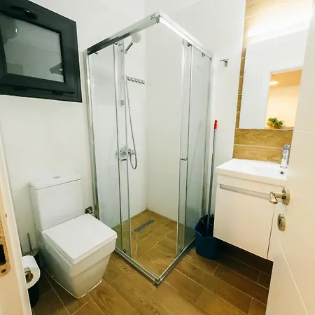 Appartement Caesar Luxury 1 Bedroom On The Ground Floor *