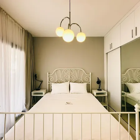 Lägenhet Caesar Luxury 1 Bedroom On The Ground Floor
