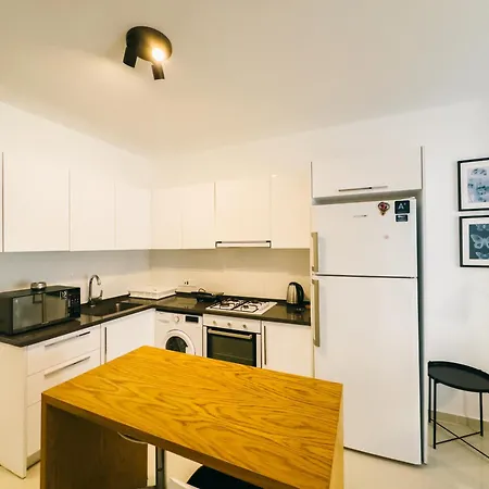 Caesar Luxury 1 Bedroom On The Ground Floor Appartement